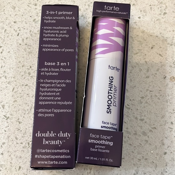 Tarte face tape smoothing primer
3-in-1 prep step - Picture 5 of 5